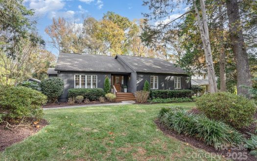 Single Family Home for Sale in Charlotte, NC 28226 – 4 Bedrooms, 2 Baths – $900000