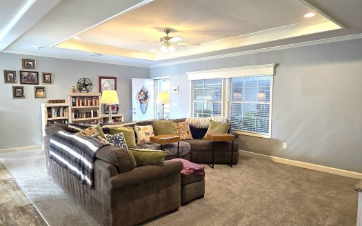 Manufactured for Sale in Euless, TX 76040 – 3 Bedrooms, 2 Baths – $159500