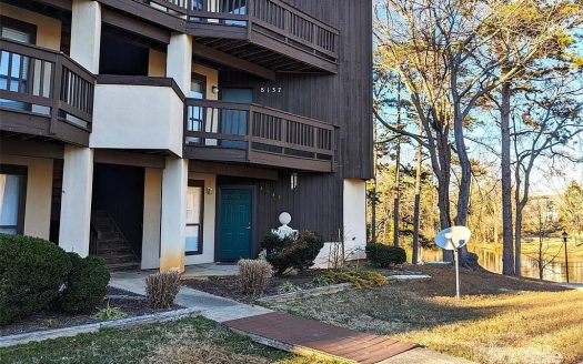 Condo for Sale in Charlotte, NC 28212 – 2 Bedrooms, 2 Baths – $179000