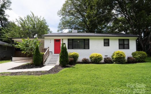 Single Family Home for Sale in Charlotte, NC 28208 – 3 Bedrooms, 2 Baths – $384000