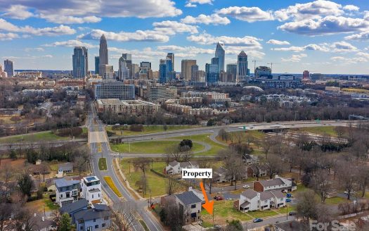 Lot for Sale in Charlotte, NC 28216 – 1 Bedroom, 1 Bath – $299500