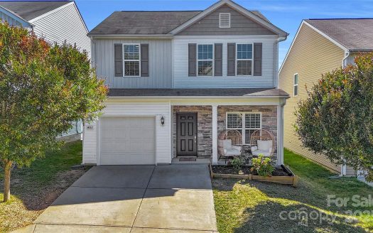 Single Family Home for Sale in Charlotte, NC 28262 – 3 Bedrooms, 3 Baths – $350000