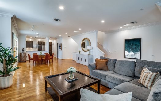 Condo for Sale in Dallas, TX 75205 – 2 Bedrooms, 3 Baths – $765000