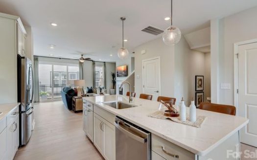 Townhouse for Sale in Charlotte, NC 28262 – 4 Bedrooms, 4 Baths – $439990