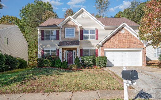 Single Family Home for Sale in Charlotte, NC 28213 – 4 Bedrooms, 3 Baths – $439000