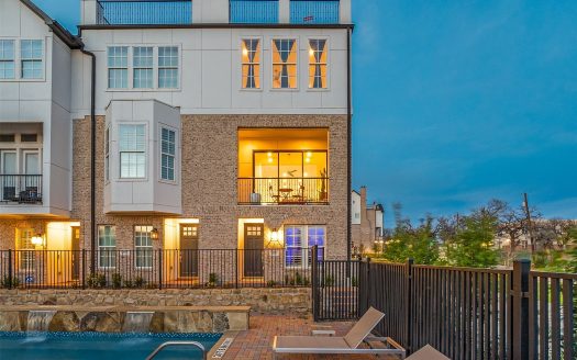 Townhouse for Sale in Dallas, TX 75219 – 3 Bedrooms, 4 Baths – $635000