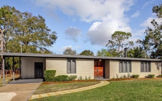 3-Bedroom Single Family Home for Rent in Jacksonville, FL 32208 – $1475/mo | 2 Baths | Updated 2025