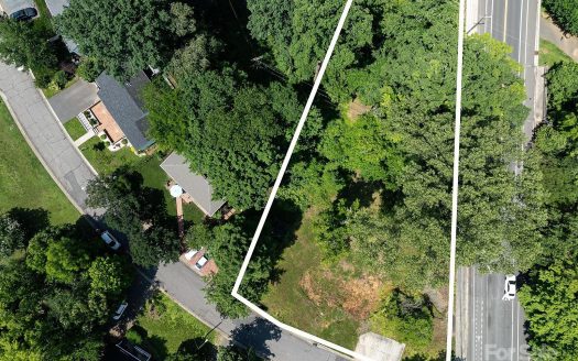 Lot for Sale in Charlotte, NC 28209 – 1 Bedroom, 1 Bath – $495000