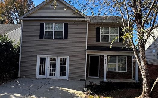 Single Family Home for Sale in Charlotte, NC 28269 – 5 Bedrooms, 4 Baths – $359900