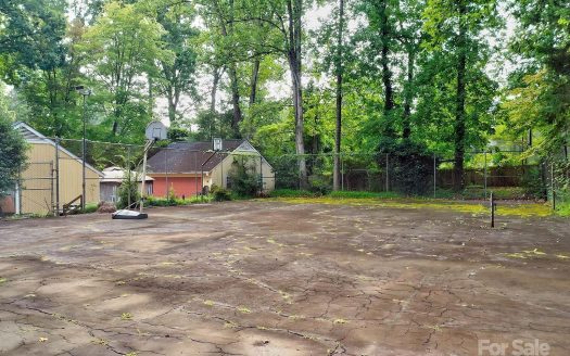Lot for Sale in Charlotte, NC 28211 – 1 Bedroom, 1 Bath – $627000