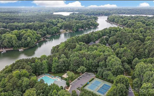 Lot for Sale in Charlotte, NC 28216 – 3 Bedroom, 1 Bath – $159900