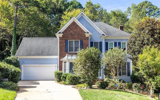 Single Family Home for Sale in Charlotte, NC 28269 – 4 Bedrooms, 3 Baths – $485000