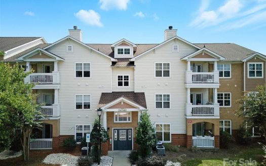 Condo for Sale in Charlotte, NC 28277 – 2 Bedrooms, 2 Baths – $267900