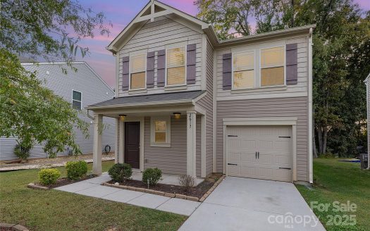 Single Family Home for Sale in Charlotte, NC 28269 – 3 Bedrooms, 3 Baths – $324900