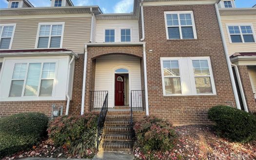 Townhouse for Sale in Charlotte, NC 28273 – 3 Bedrooms, 3 Baths – $324900