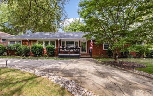 Single Family Home for Sale in Charlotte, NC 28205 – 3 Bedrooms, 3 Baths – $599999