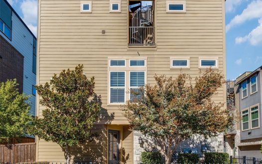 Townhouse for Sale in Dallas, TX 75235 – 3 Bedrooms, 4 Baths – $540000