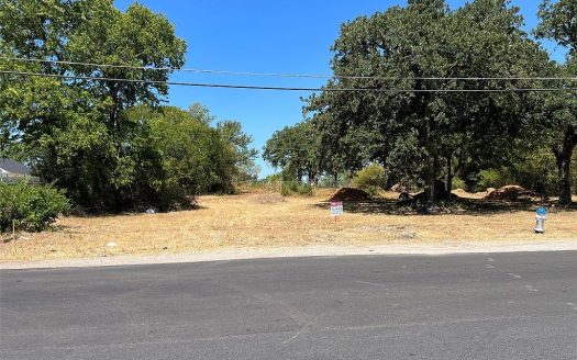 Lot for Sale in Dallas, TX 75216 – 1 Bedroom, 1 Bath – $125000