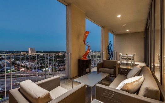 Condo for Sale in Dallas, TX 75201 – 2 Bedrooms, 2 Baths – $900000