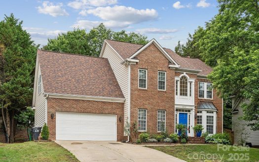 Single Family Home for Sale in Charlotte, NC 28269 – 4 Bedrooms, 3 Baths – $530000