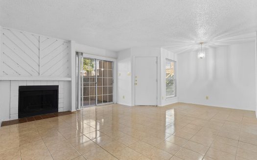 Condo for Sale in Dallas, TX 75243 – 2 Bedrooms, 2 Baths – $155000