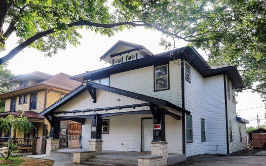 Multi Family Home for Sale in Dallas, TX 75235 – 5 Bedrooms, 4 Baths – $889999