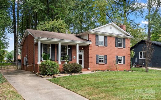Single Family Home for Sale in Charlotte, NC 28215 – 4 Bedrooms, 3 Baths – $350000