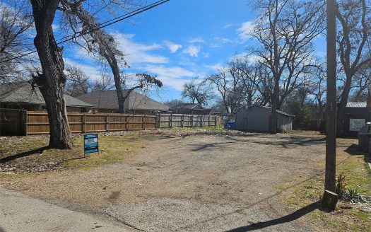 Lot for Sale in Dallas, TX 75212 – 1 Bedroom, 1 Bath – $100000