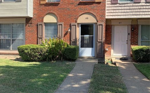Condo for Sale in Dallas, TX 75217 – 2 Bedrooms, 2 Baths – $95900