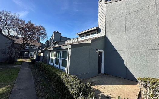 Condo for Sale in Dallas, TX 75243 – 2 Bedrooms, 2 Baths – $95000