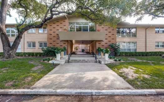 Condo for Sale in Dallas, TX 75225 – 2 Bedrooms, 2 Baths – $549000