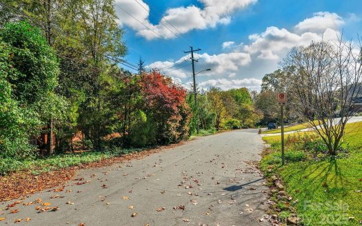 Lot for Sale in Charlotte, NC 28209 – 1 Bedroom, 1 Bath – $749900