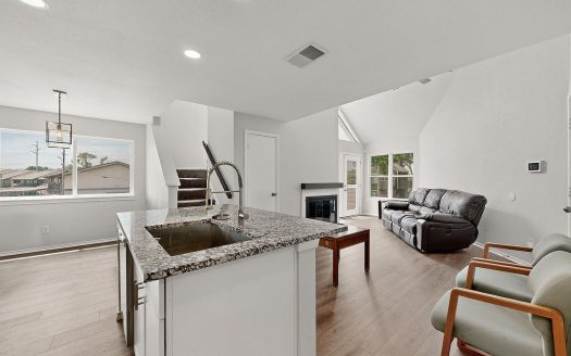 Condo for Sale in Dallas, TX 75243 – 2 Bedrooms, 2 Baths – $110000