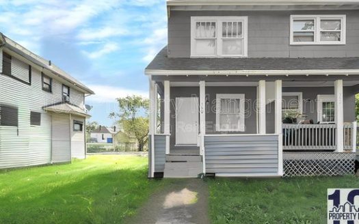 4-Bedroom Townhouse for Rent in Columbus, OH 43204 – $1300/mo | 1 Baths | Updated 2025