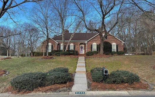 Single Family Home for Sale in Charlotte, NC 28270 – 4 Bedrooms, 2 Baths – $650000