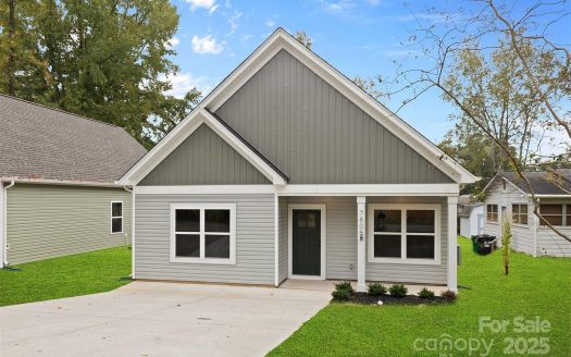 Single Family Home for Sale in Charlotte, NC 28269 – 3 Bedrooms, 2 Baths – $325000
