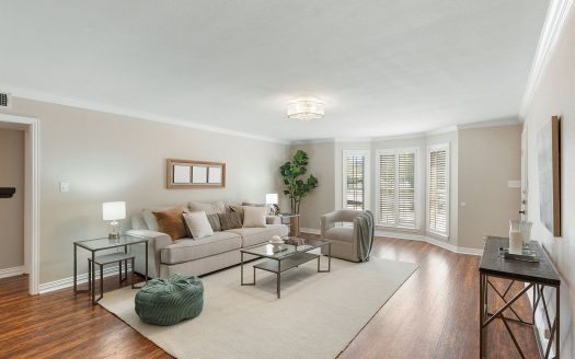 Condo for Sale in Dallas, TX 75248 – 3 Bedrooms, 2 Baths – $259900