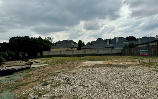 Lot for Sale in Dallas, TX 75220 – 1 Bedroom, 1 Bath – $950000