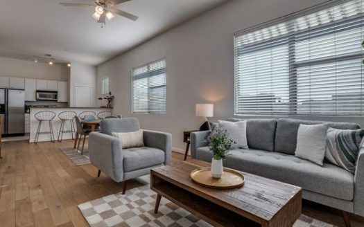 Condo for Sale in Dallas, TX 75204 – 1 Bedroom, 1 Bath – $250000