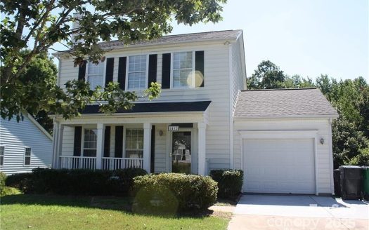 Single Family Home for Sale in Charlotte, NC 28215 – 3 Bedrooms, 3 Baths – $372000