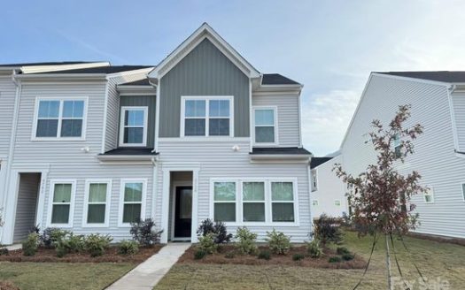 Townhouse for Sale in Charlotte, NC 28216 – 3 Bedrooms, 3 Baths – $315000