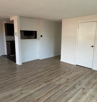 2-Bedroom Townhouse for Rent in Columbus, OH 43232 – $1200/mo | 1 Baths | Updated 2025