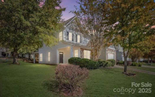 Single Family Home for Sale in Charlotte, NC 28214 – 3 Bedrooms, 3 Baths – $299900