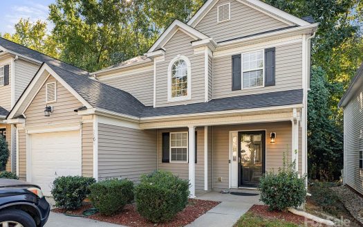 Single Family Home for Sale in Charlotte, NC 28269 – 3 Bedrooms, 3 Baths – $315000