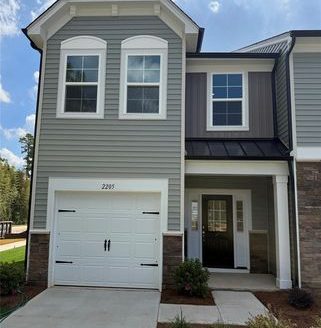 Townhouse for Sale in Charlotte, NC 28269 – 3 Bedrooms, 3 Baths – $349900