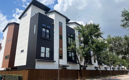Condo for Sale in Dallas, TX 75204 – 2 Bedrooms, 3 Baths – $595000