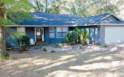 Single Family Home for Sale in Charlotte, NC 28216 – 3 Bedrooms, 3 Baths – $575000