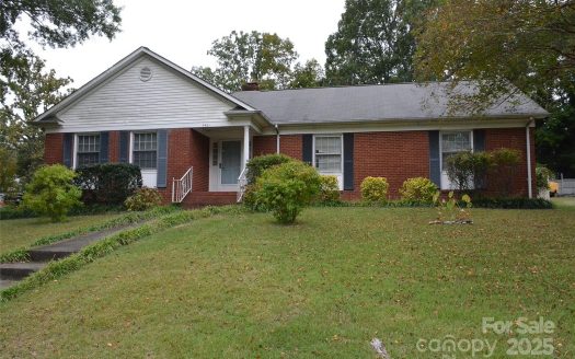 Single Family Home for Sale in Charlotte, NC 28212 – 3 Bedrooms, 2 Baths – $319000