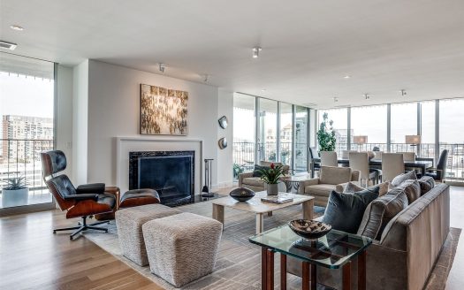 Condo for Sale in Dallas, TX 75201 – 3 Bedrooms, 2 Baths – $1875000