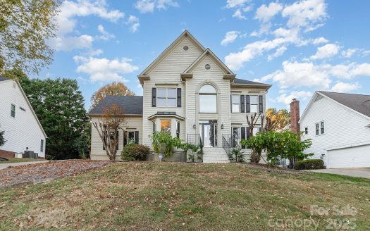 Single Family Home for Sale in Charlotte, NC 28269 – 4 Bedrooms, 2 Baths – $450000